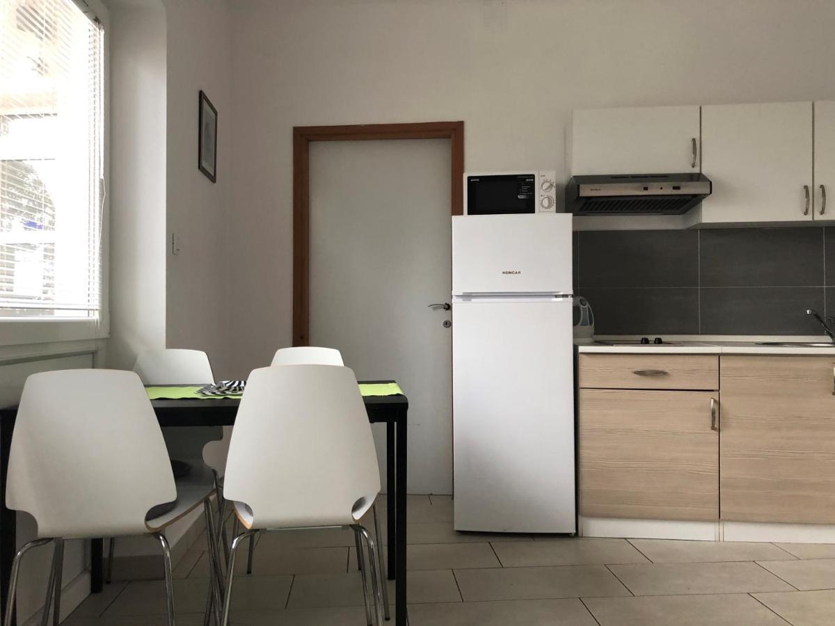 Apartmani I Sobe Ivancic1 ノヴィ・ヴィノドロスキー エクステリア 写真